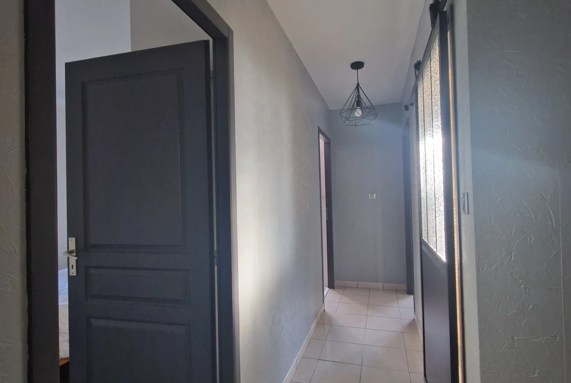 Maison de plain pied avec jardin et terrasse à Lubersac - 116 m² 