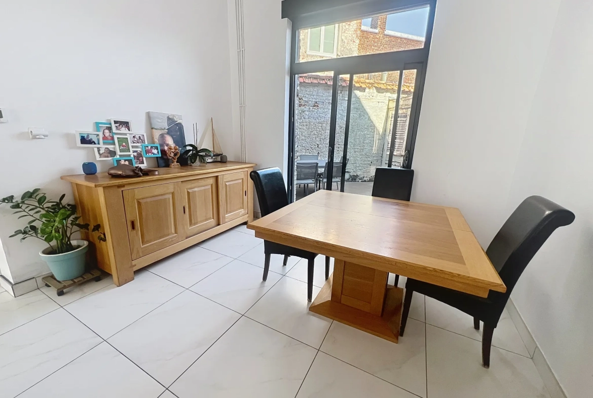 Maison rénovée de 140 m² à Roubaix - Quartier Nouveau Roubaix 