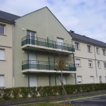 Appartement lumineux de 2 pièces avec balcon et parking à Vierzon
