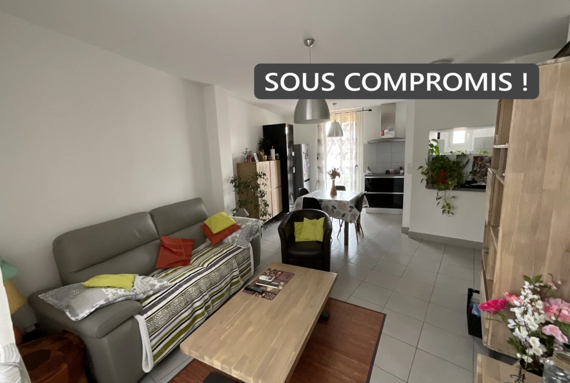 Appartement 2 pièces en dernier étage au centre-ville de Cagnes-sur-Mer 
