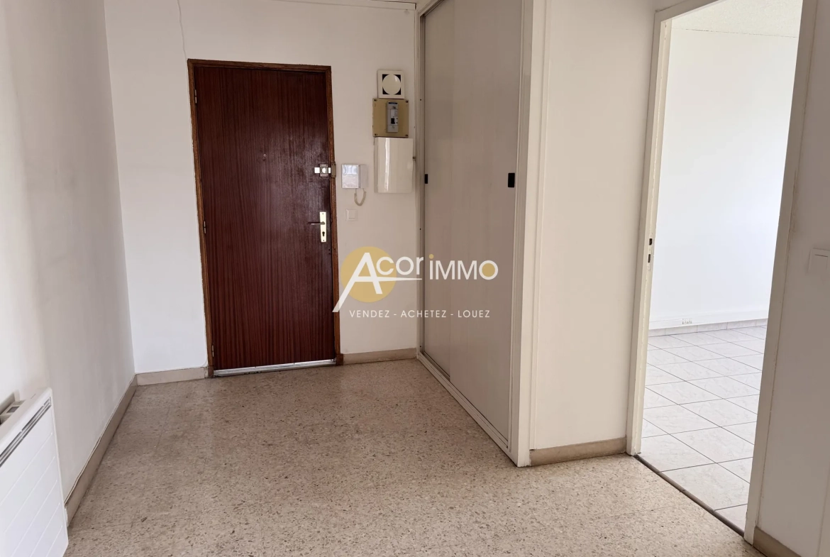 Appartement T3 avec balcon à La Seyne-sur-Mer – Résidence sécurisée, proche écoles et commerces 