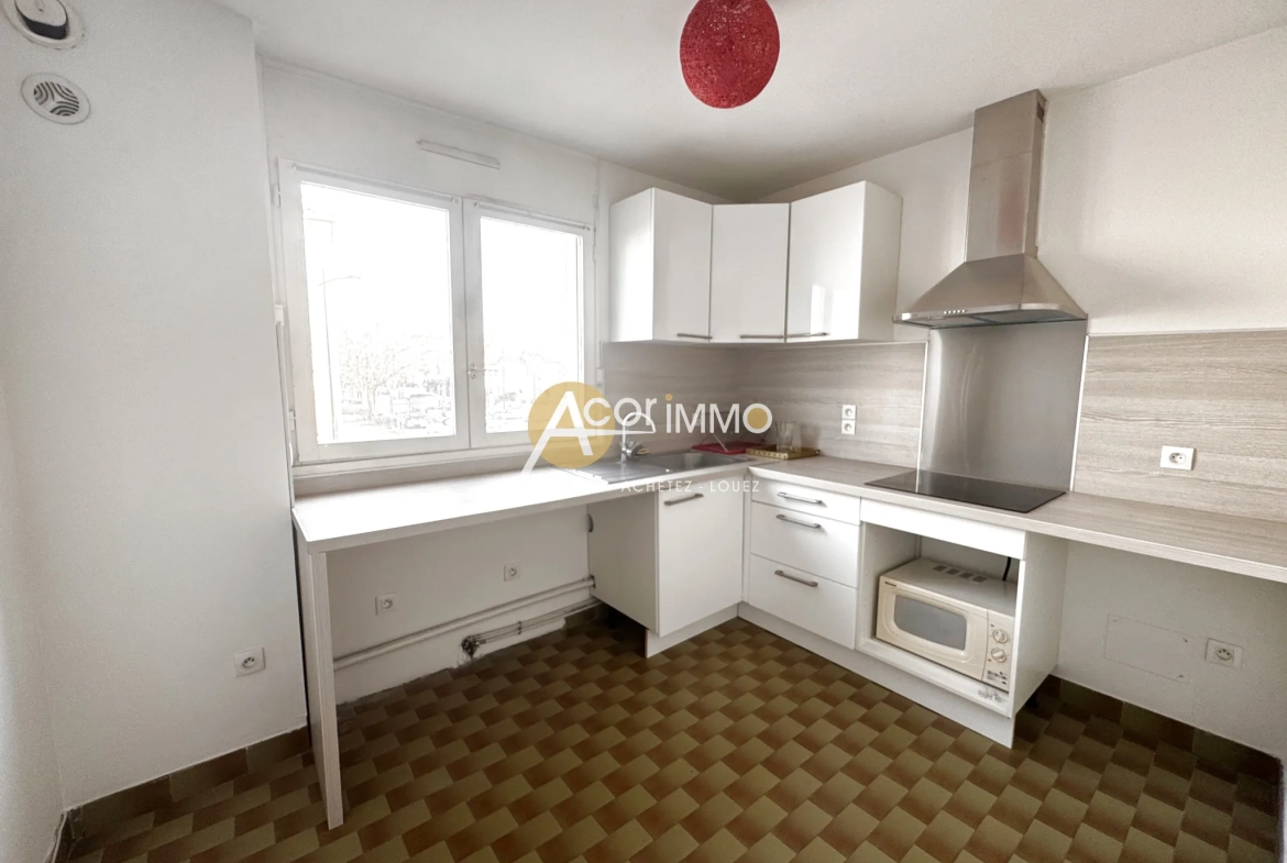 Appartement T3 avec balcon à La Seyne-sur-Mer – Résidence sécurisée, proche écoles et commerces 