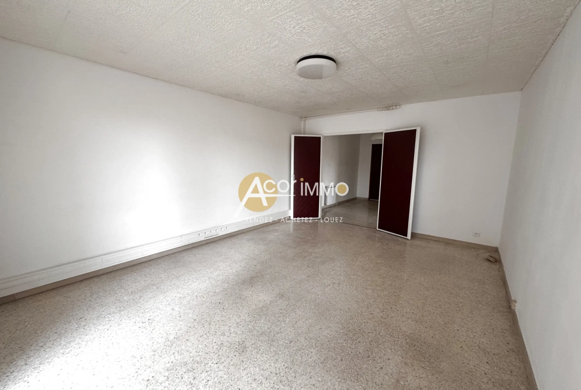 Appartement T3 avec balcon à La Seyne-sur-Mer – Résidence sécurisée, proche écoles et commerces 