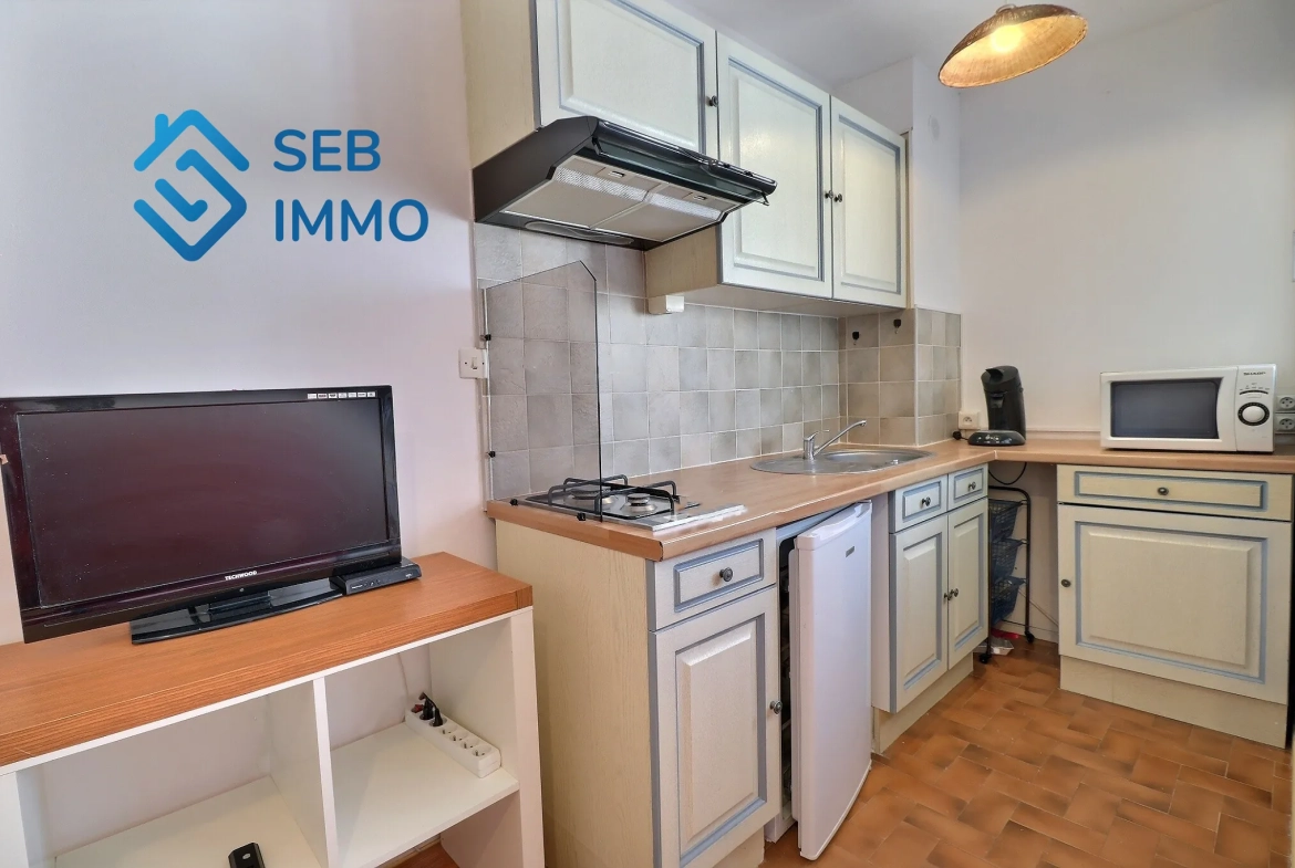 Studio de 22,3 m² avec parking et cave à Saint Cyprien, à deux pas de la plage 