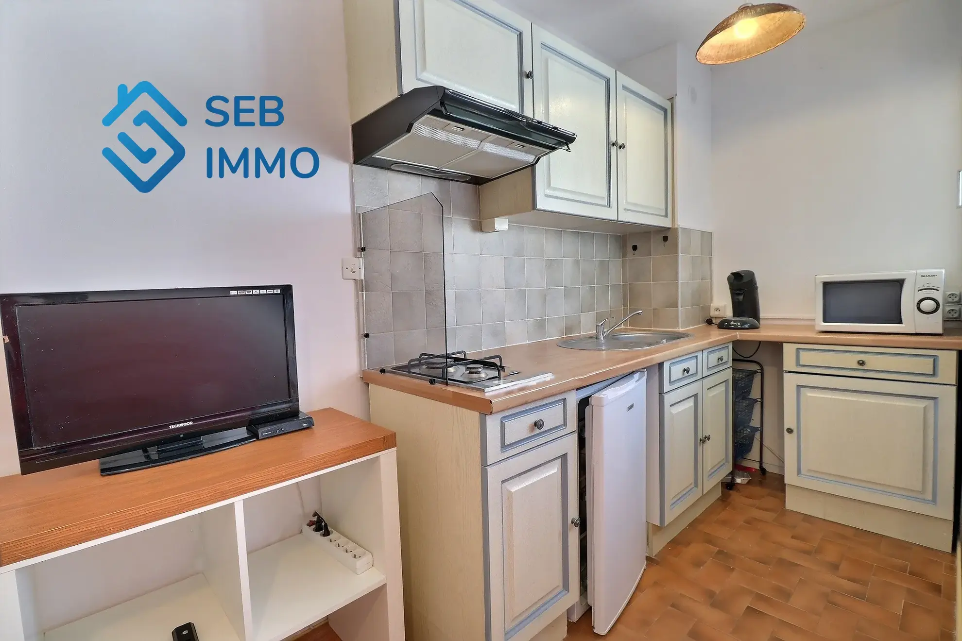 Studio de 22,3 m² avec parking et cave à Saint Cyprien, à deux pas de la plage 