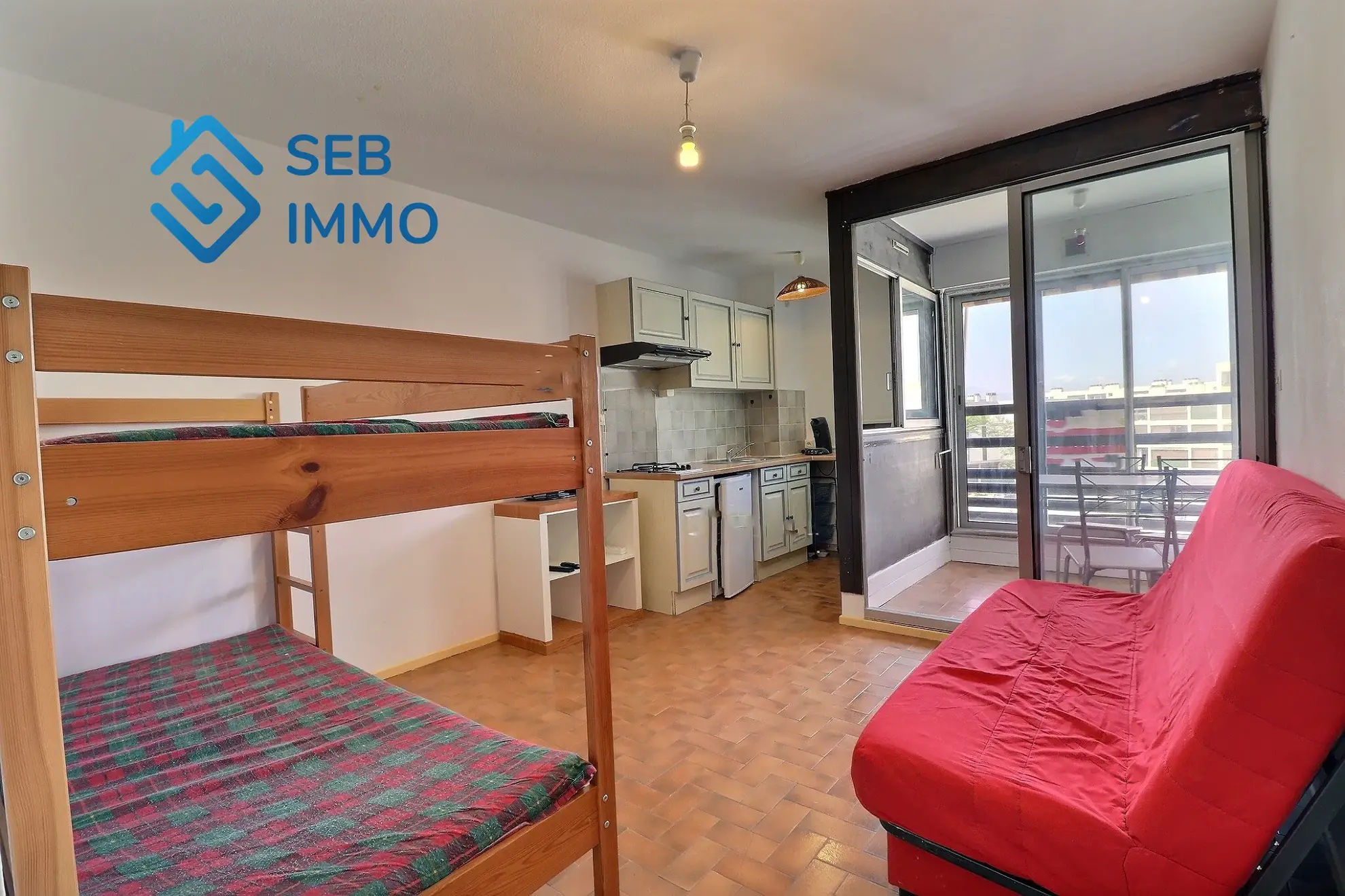 Studio de 22,3 m² avec parking et cave à Saint Cyprien, à deux pas de la plage 