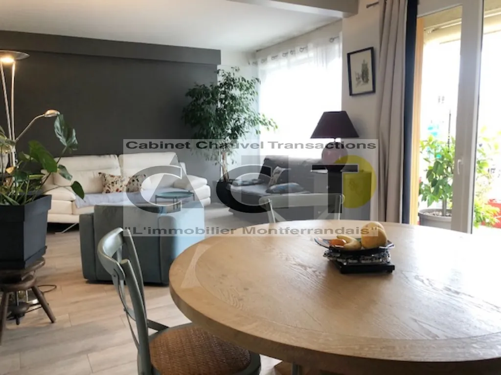 Vente appartement T4 avec grande terrasse à Clermont-Ferrand Montferrand 