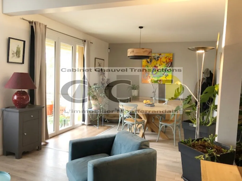 Vente appartement T4 avec grande terrasse à Clermont-Ferrand Montferrand 