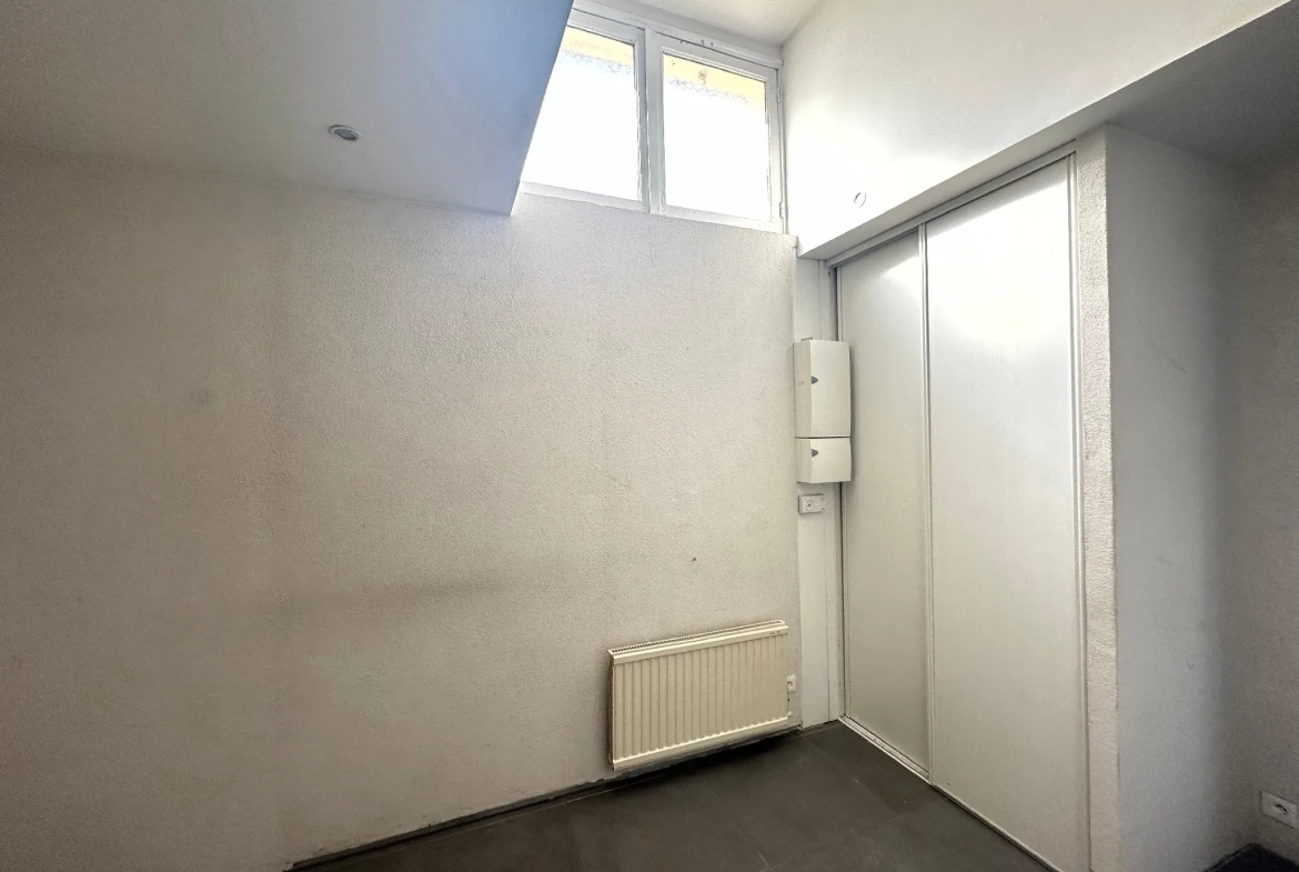 Local commercial de 69m² à Le Pecq proche RER et commerces 