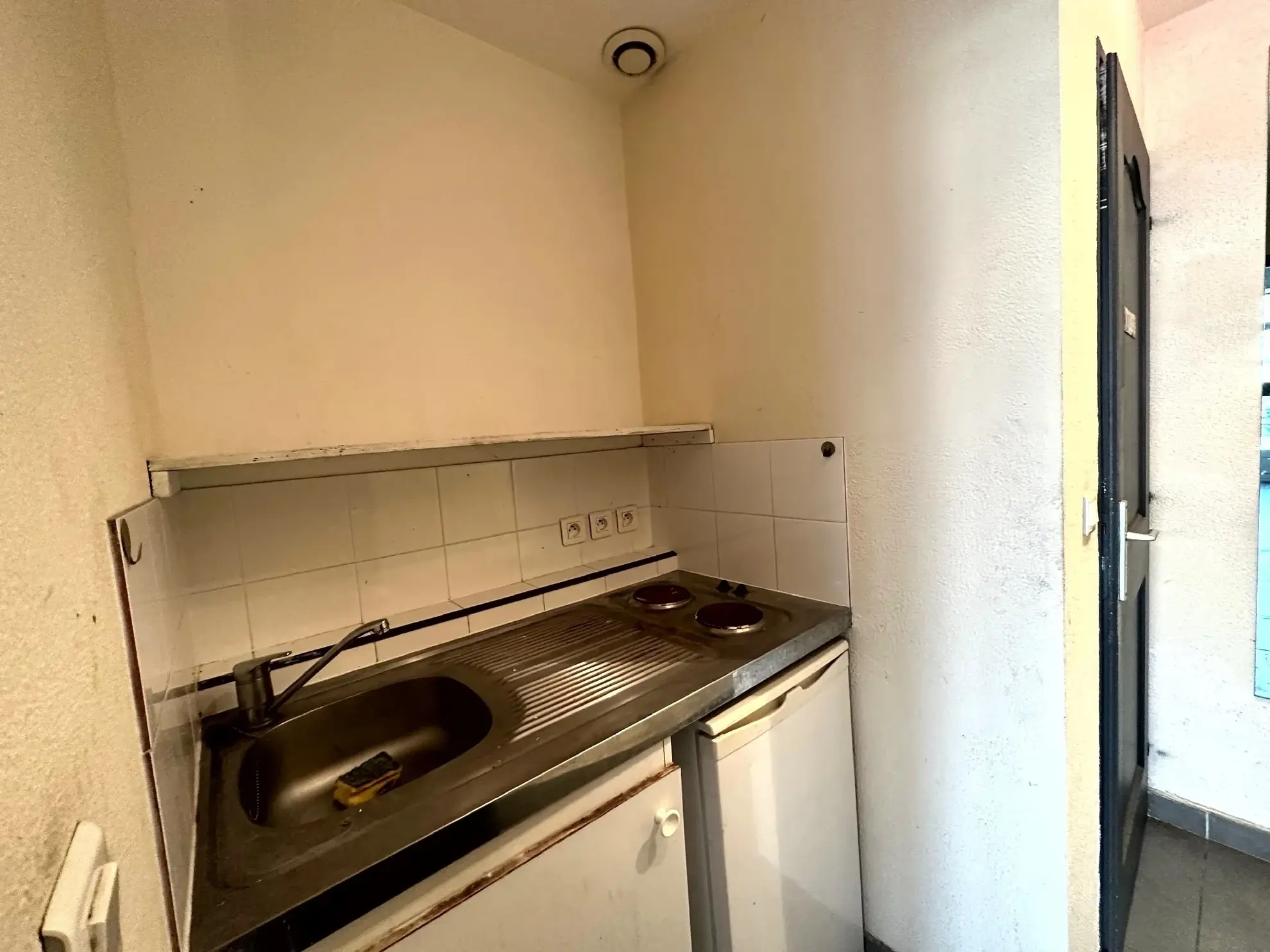 Local commercial de 69m² à Le Pecq proche RER et commerces 
