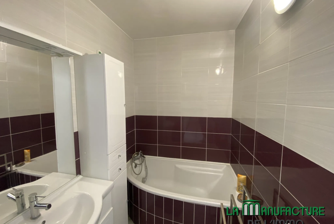 Appartement lumineux F4 avec balcons à Saint-Étienne - Parc du Portail Rouge 