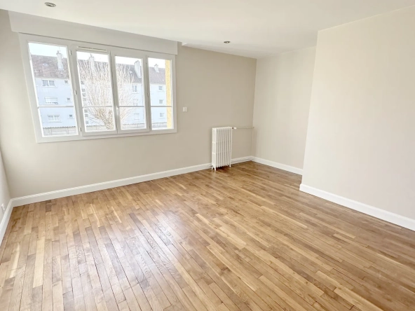 Bel appartement de 96 m² avec garage et emplacement privilégié à La Chapelle Saint-Luc