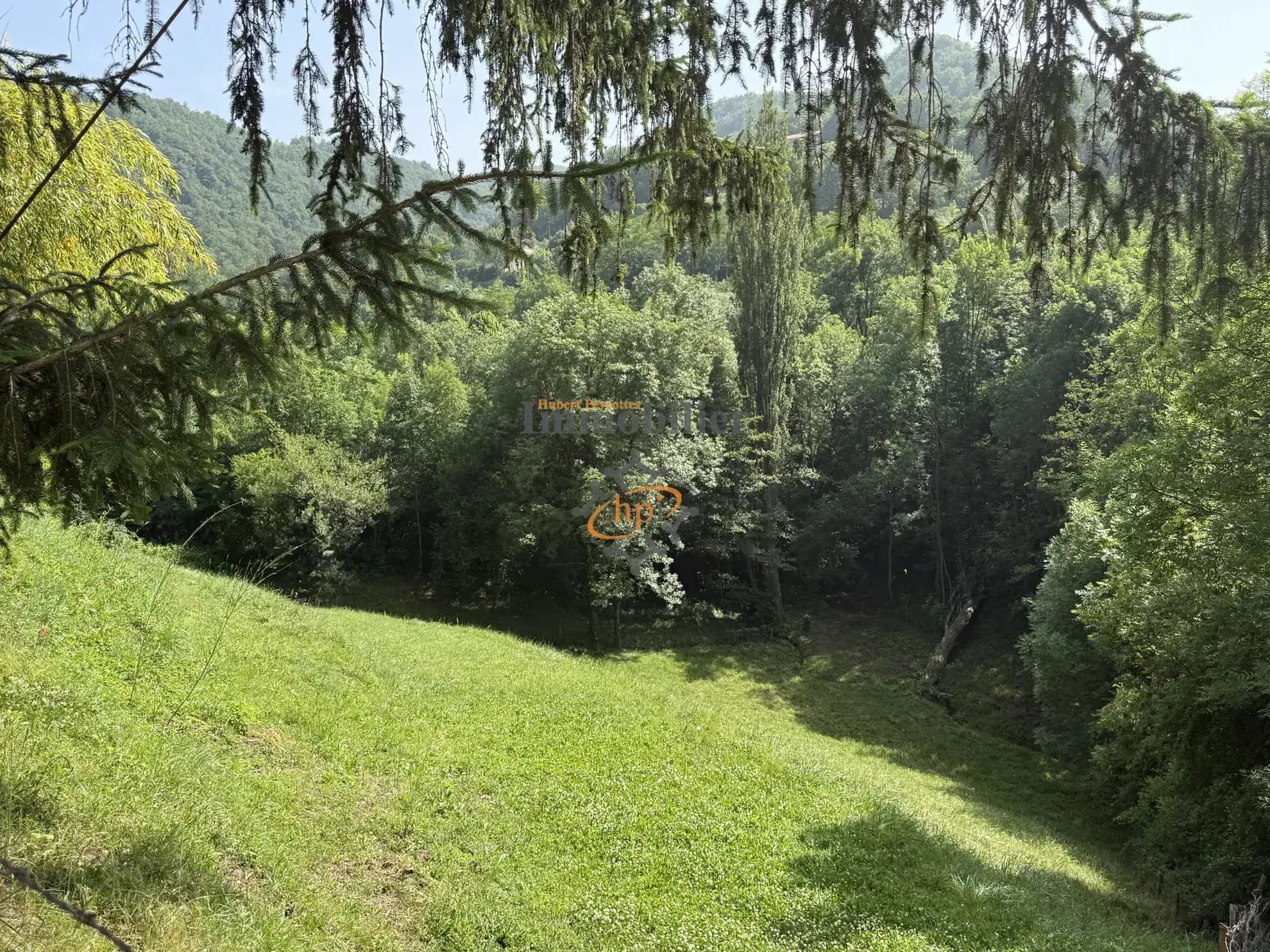 Maison contemporaine à Saint Affrique avec grand terrain et vue campagne 