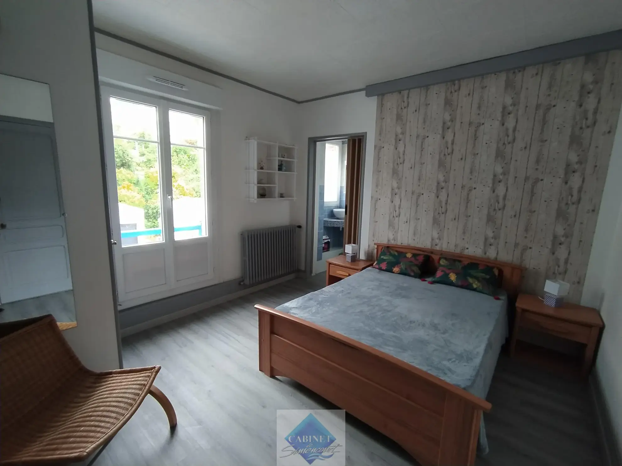 Appartement lumineux avec vue latérale sur la mer à Ault 