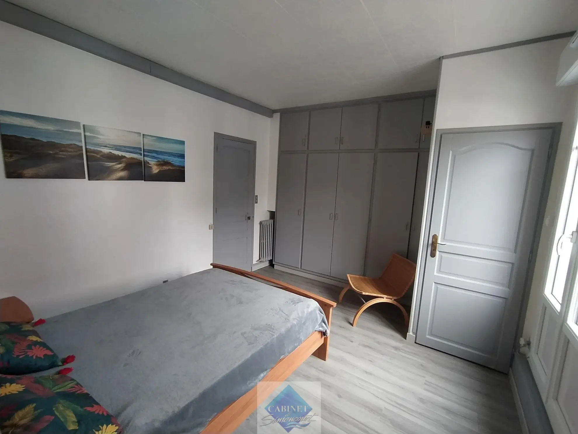 Appartement lumineux avec vue latérale sur la mer à Ault 