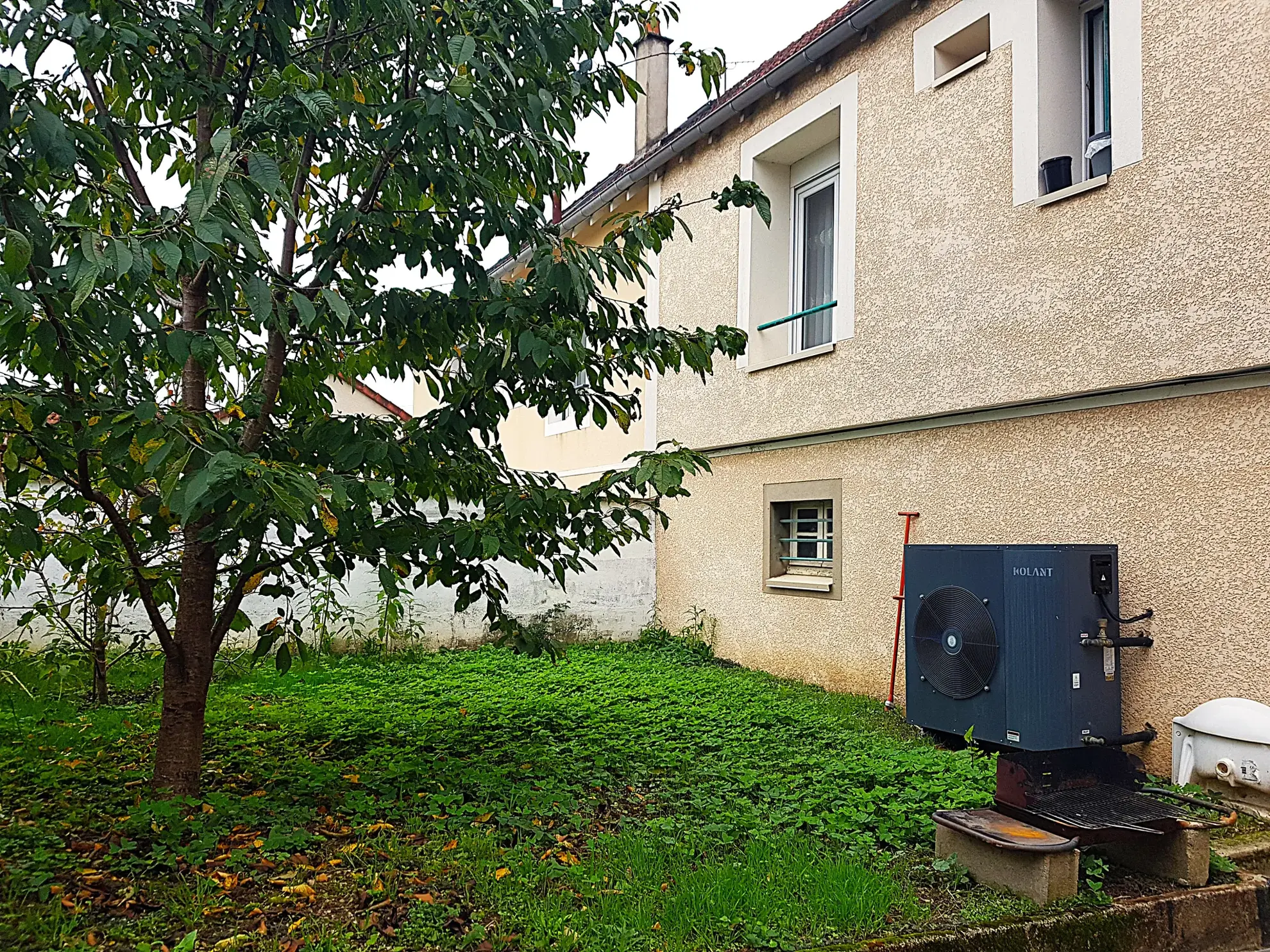 Maison de 103 m² à Nevers avec jardin et garage, sans travaux 