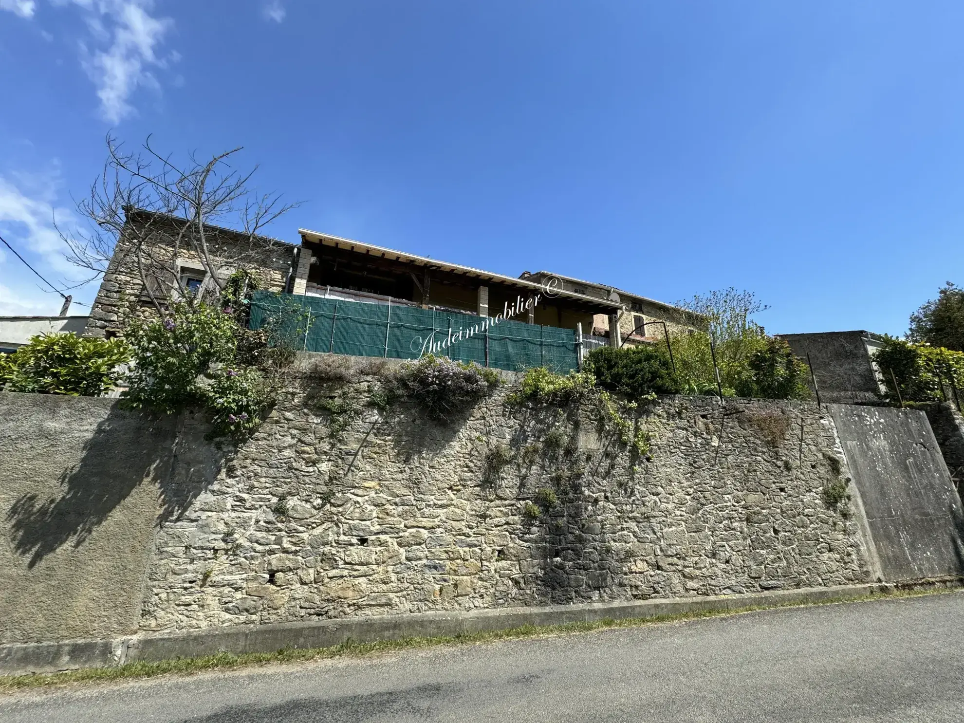 Maison en pierre avec jardin et dépendances à Mirepoix, Quercorb 