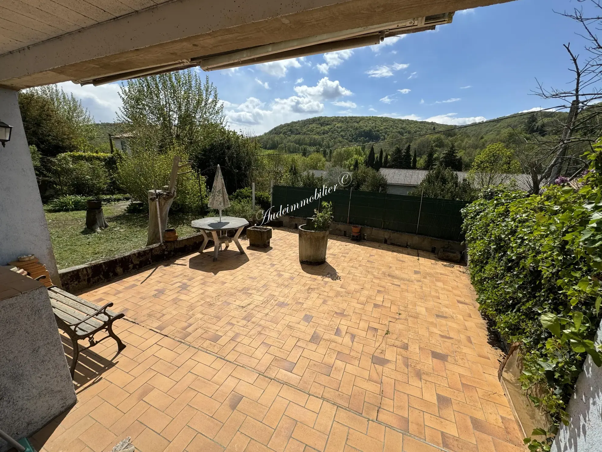 Maison en pierre avec jardin et dépendances à Mirepoix, Quercorb 