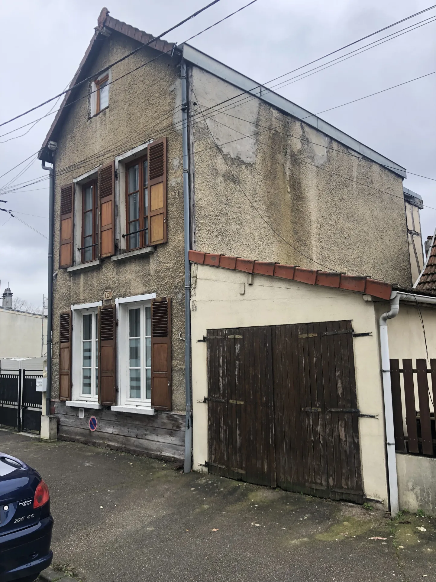 Maison de caractère de 87m² avec jardin et garage à Troyes proche centre-ville 