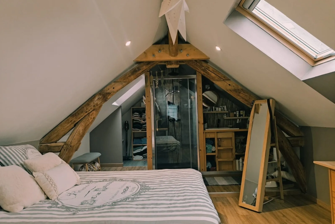 Maison de caractère de 87m² avec jardin et garage à Troyes proche centre-ville 