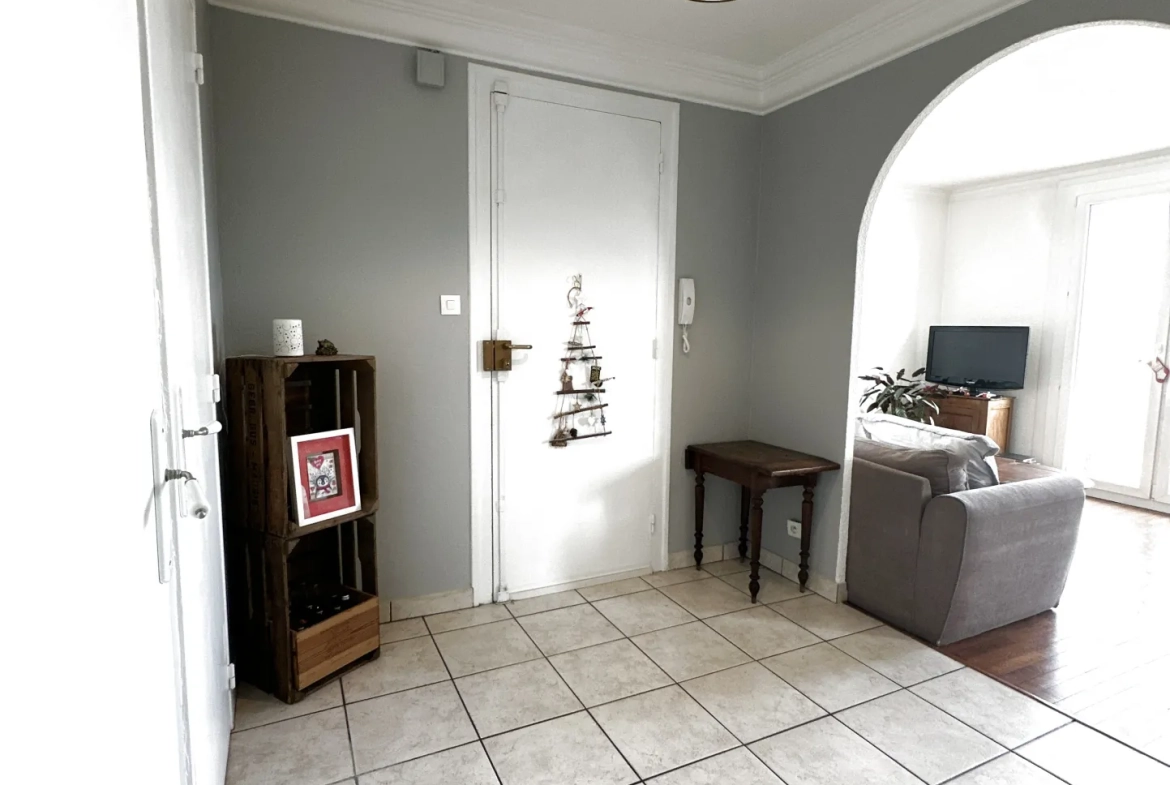 À vendre appartement T3 lumineux de 71,18 m² à Saint-Étienne Montaud 