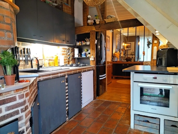 Maison de caractère de 87m² avec jardin et garage à Troyes proche centre-ville