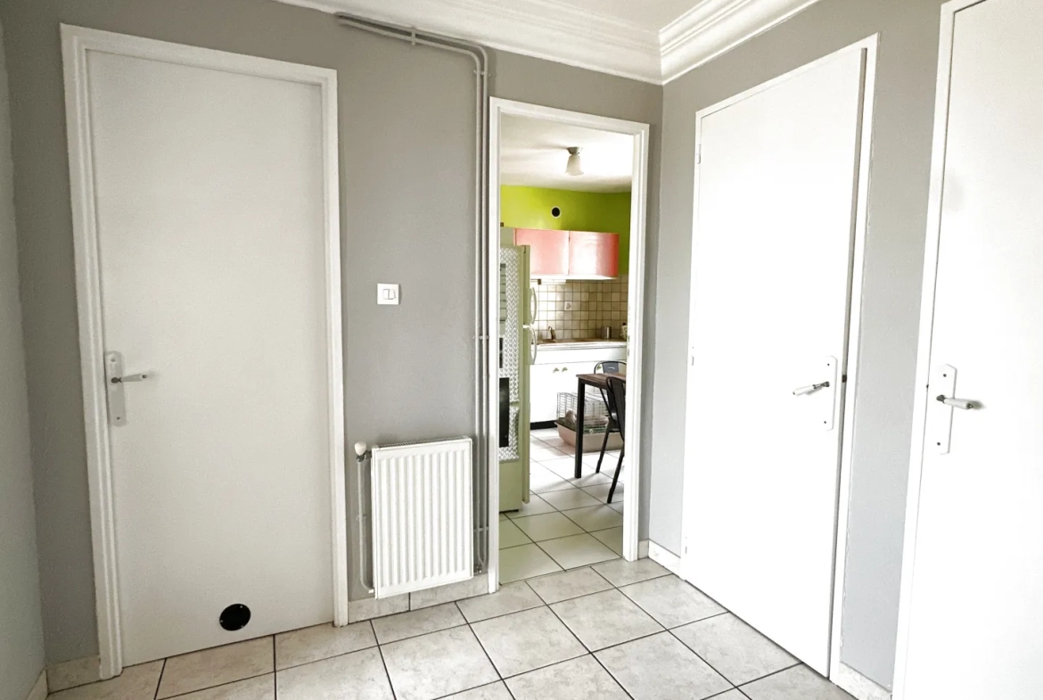 À vendre appartement T3 lumineux de 71,18 m² à Saint-Étienne Montaud 