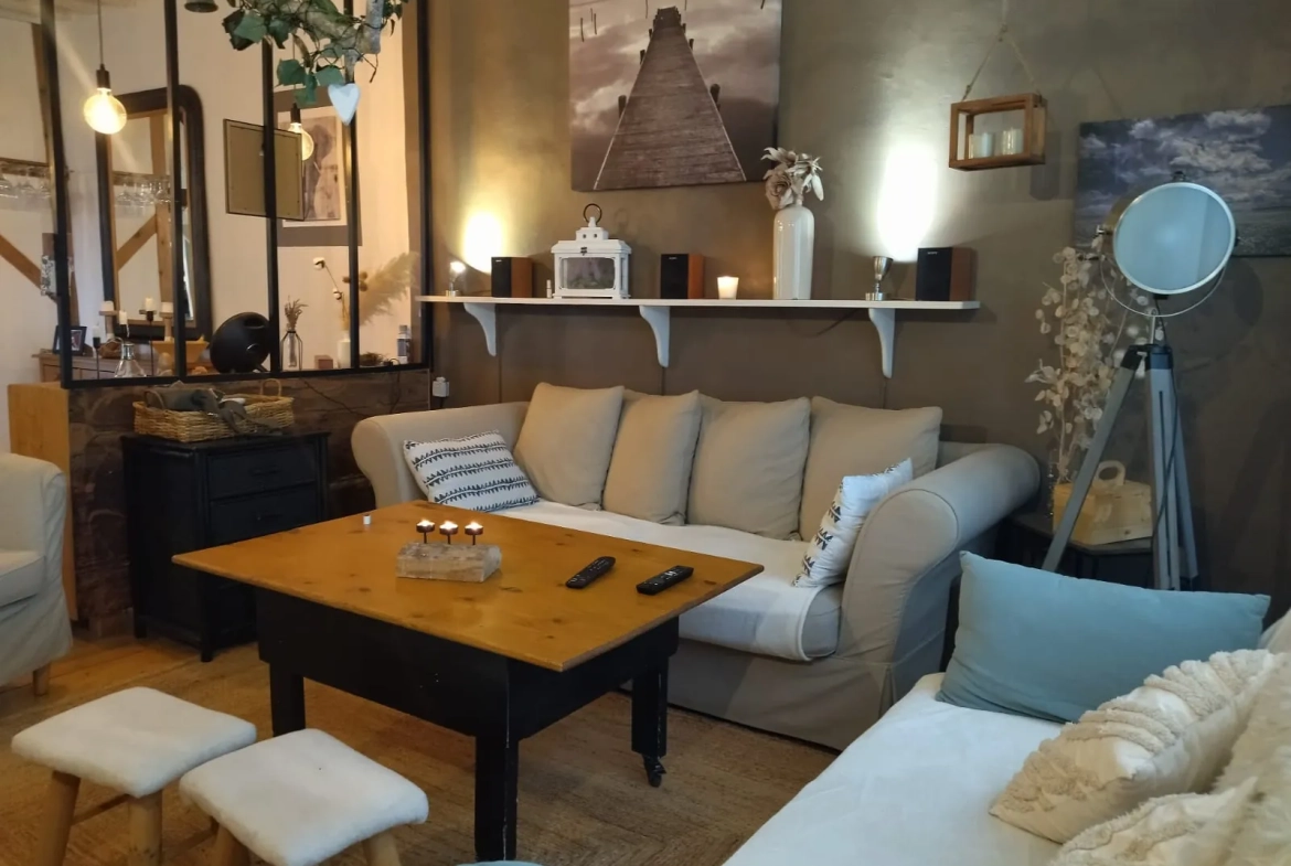 Maison de caractère de 87m² avec jardin et garage à Troyes proche centre-ville 