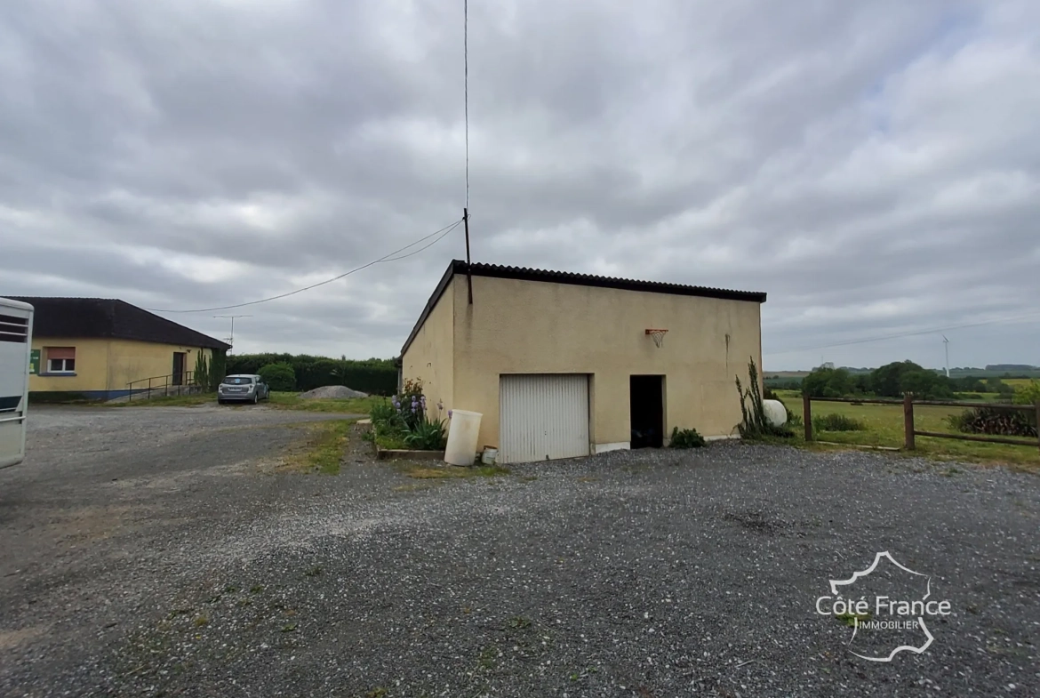 Ensemble immobilier avec fort potentiel à Neuville-Lez-Beaulieu (08) 