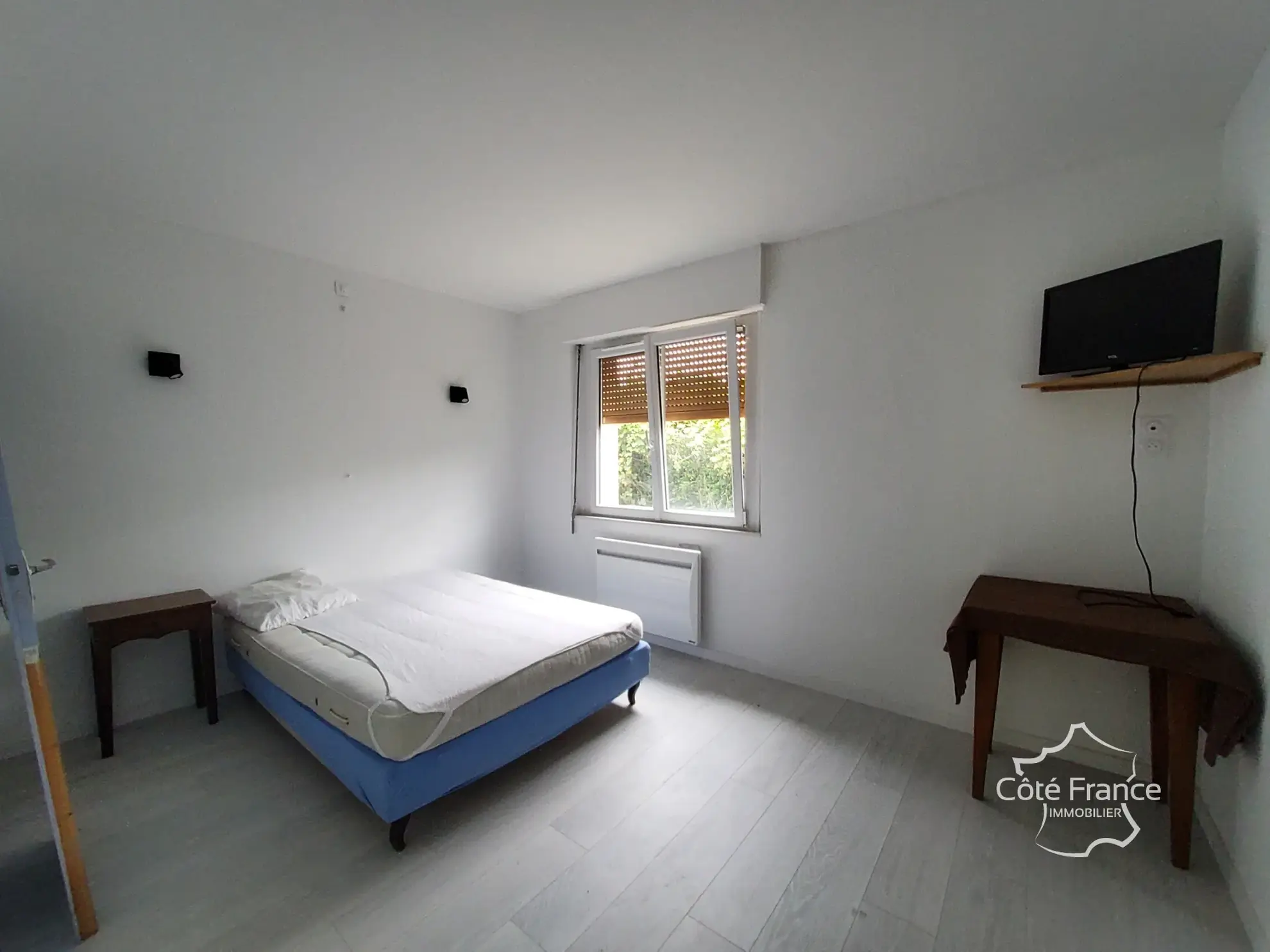 Ensemble immobilier avec fort potentiel à Neuville-Lez-Beaulieu (08) 