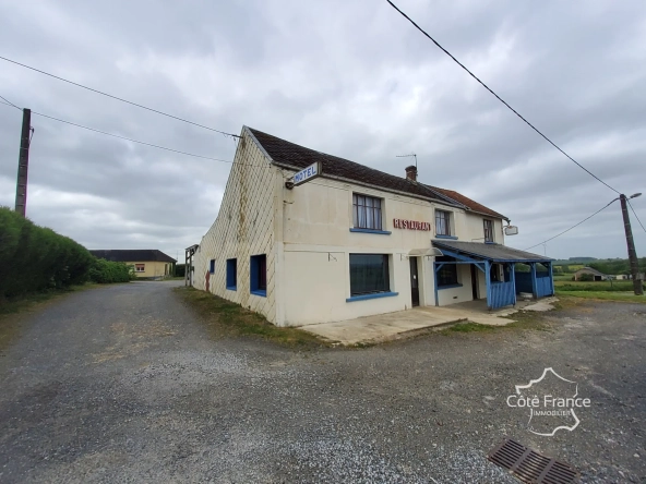 Ensemble immobilier avec fort potentiel à Neuville-Lez-Beaulieu (08)