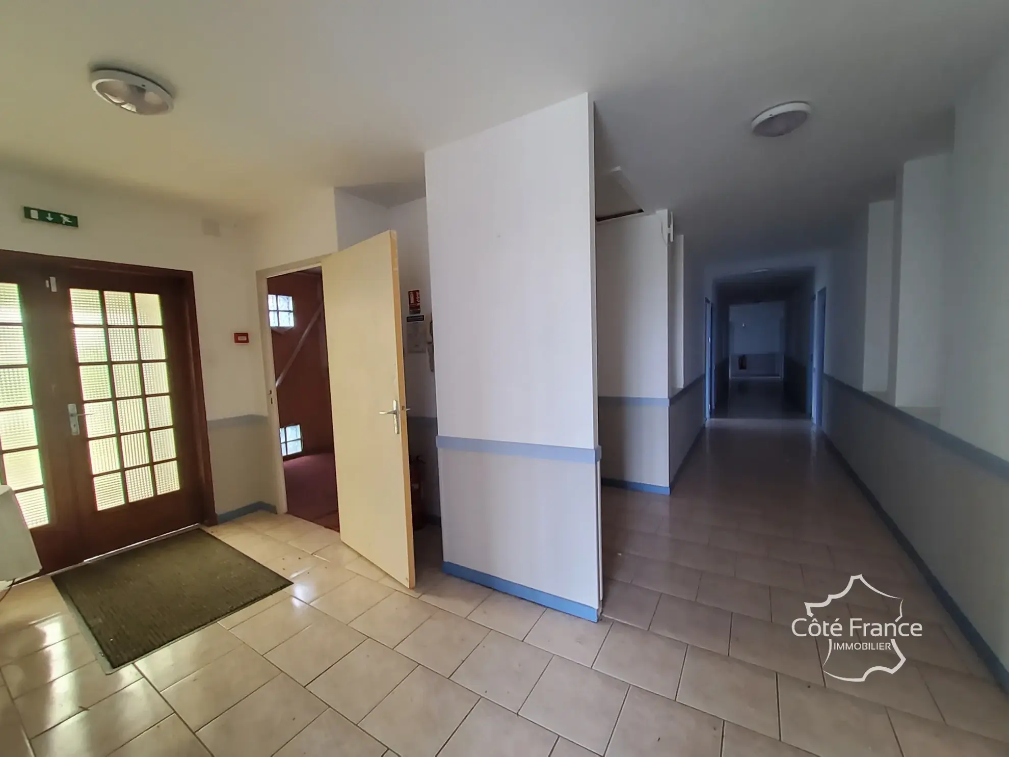 Ensemble immobilier avec fort potentiel à Neuville-Lez-Beaulieu (08) 