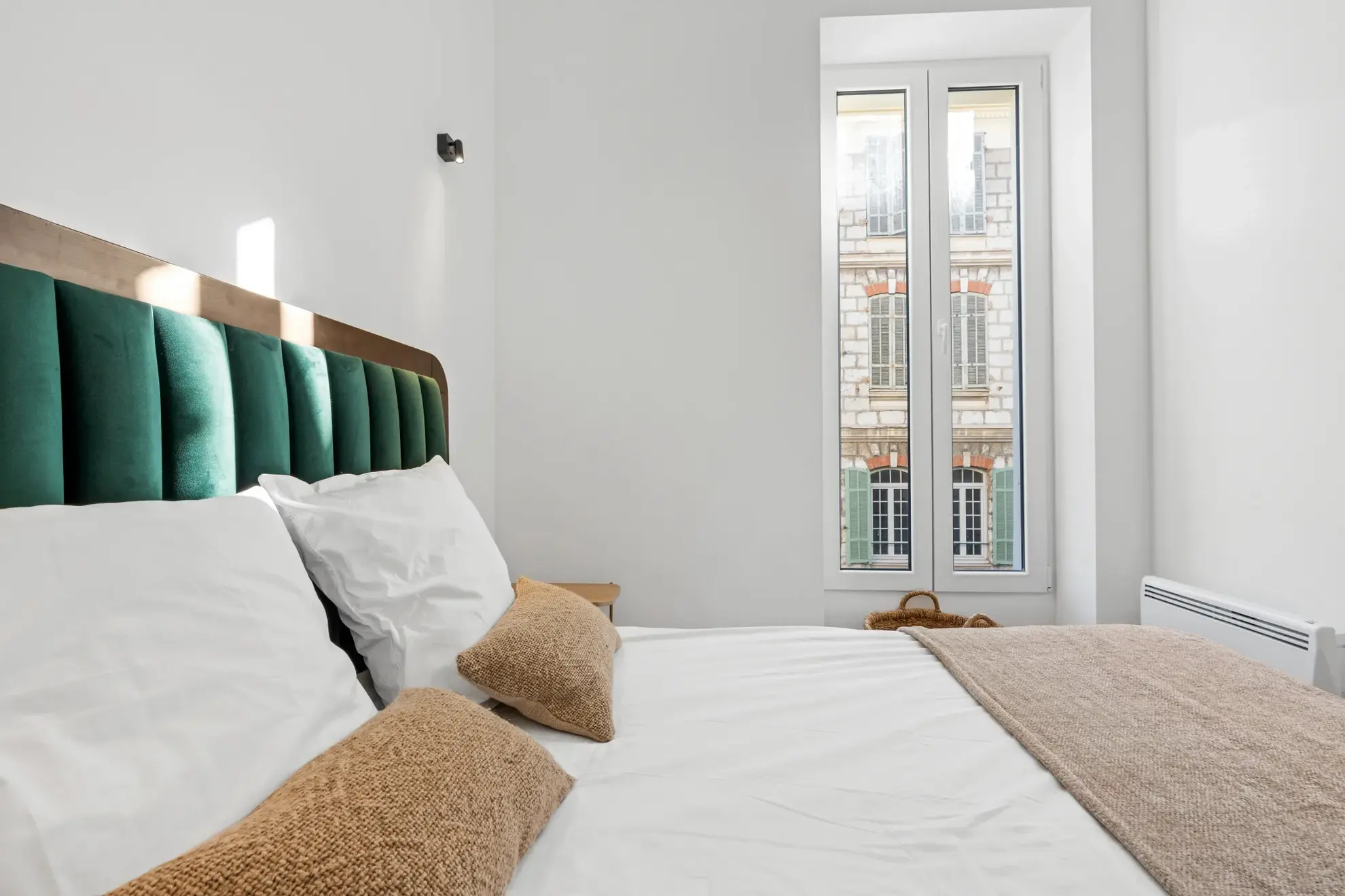 Appartement 2 pièces rénové à Nice proche coulée verte et Carabacel 