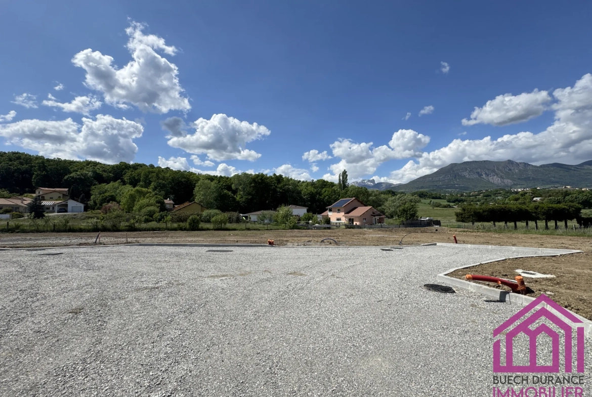 Terrain constructible à Gap dans le quartier de la Basse Tourronde 