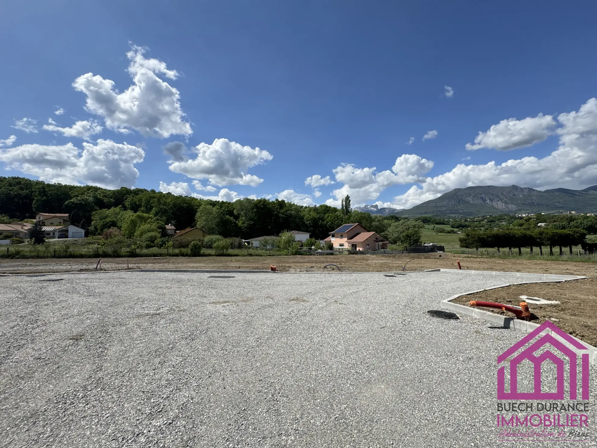 Terrain constructible à Gap dans le quartier de la Basse Tourronde 