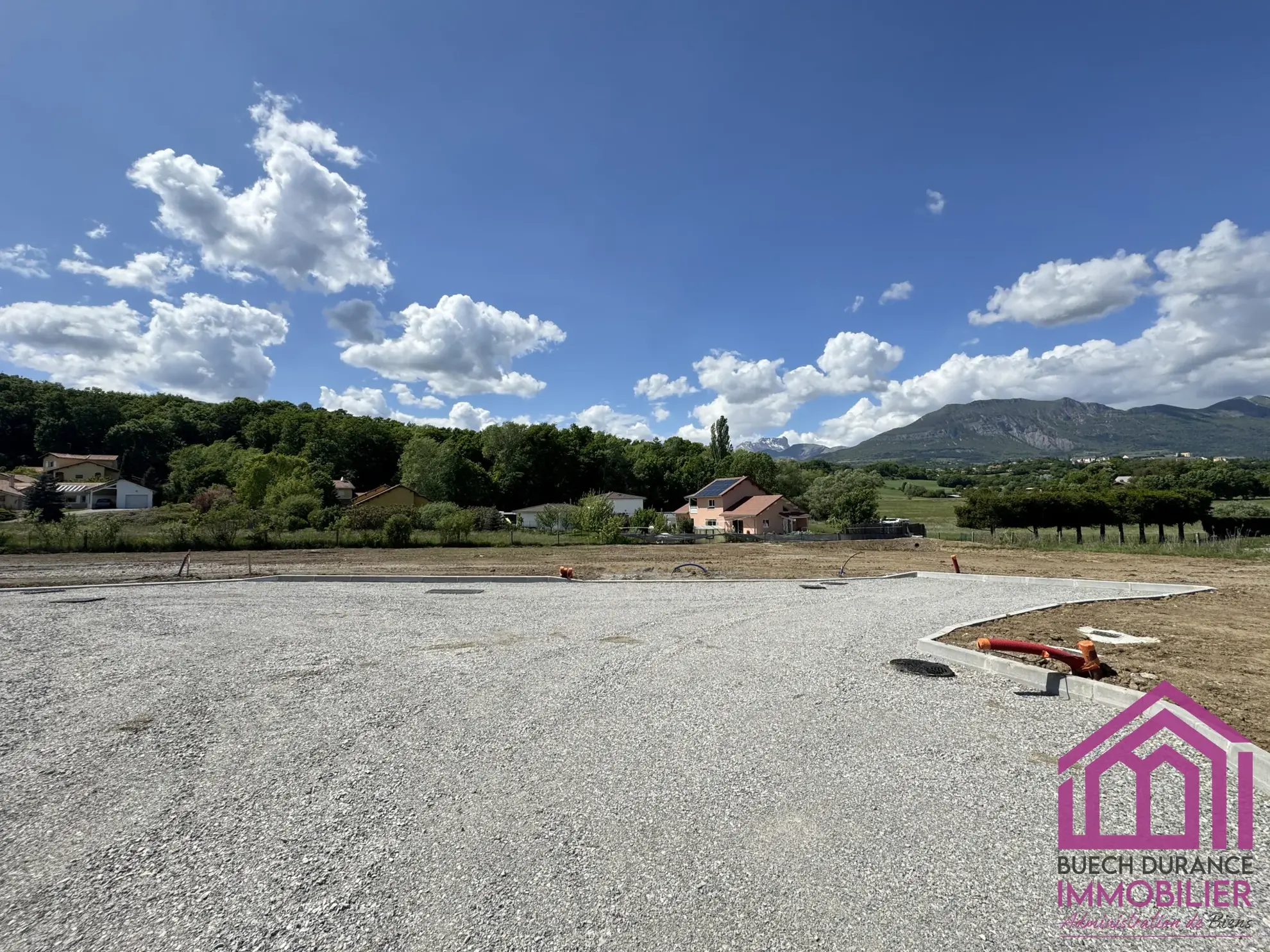 Terrain constructible à Gap dans le quartier de la Basse Tourronde 