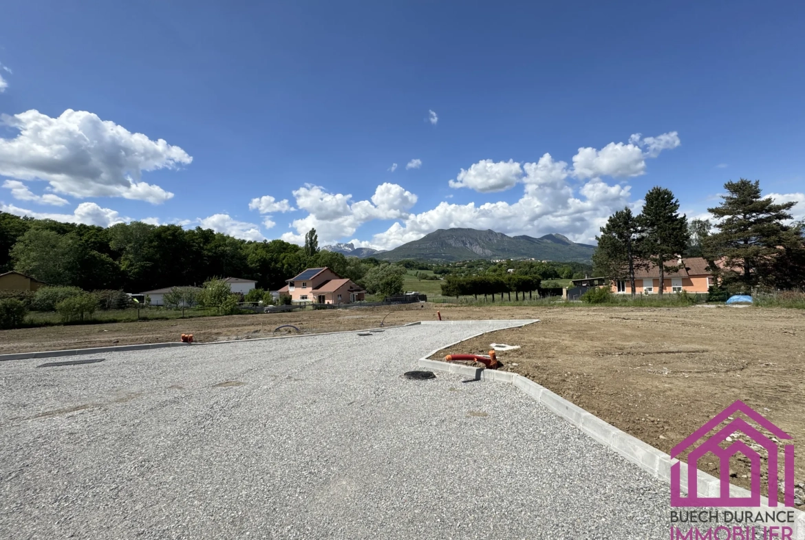 Terrain constructible à Gap dans le quartier de la Basse Tourronde 