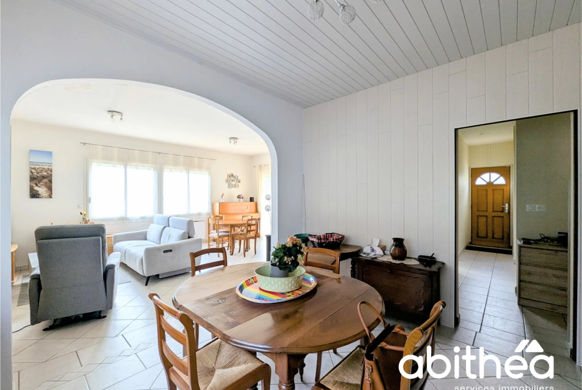 A vendre maison spacieuse de 141 m² à Fronsac près de Libourne 