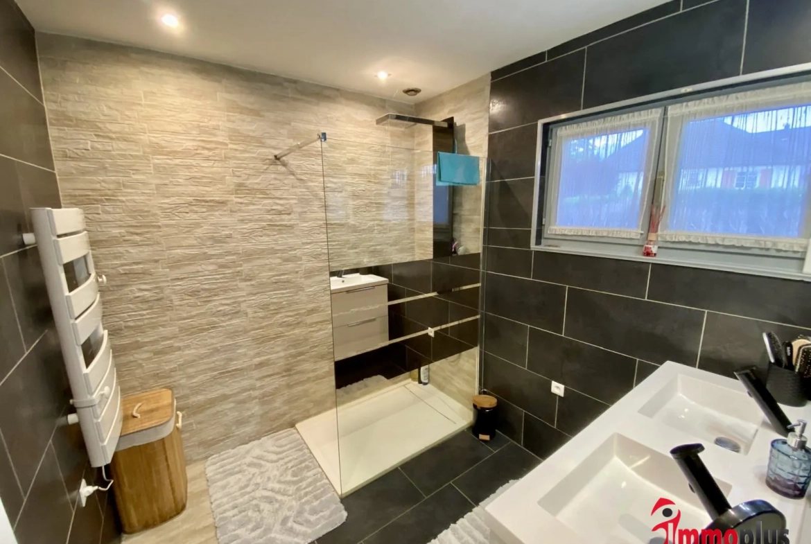 Maison à vendre à Dietwiller avec piscine et jardin – Opportunité idéale 