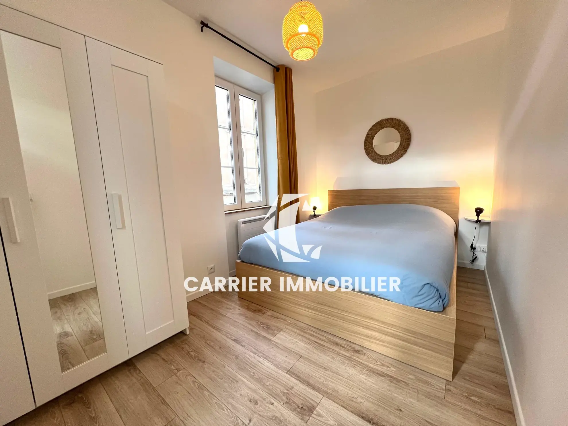 Appartement T2 rénové avec vue exceptionnelle sur le Rhône à Caluire-et-Cuire 