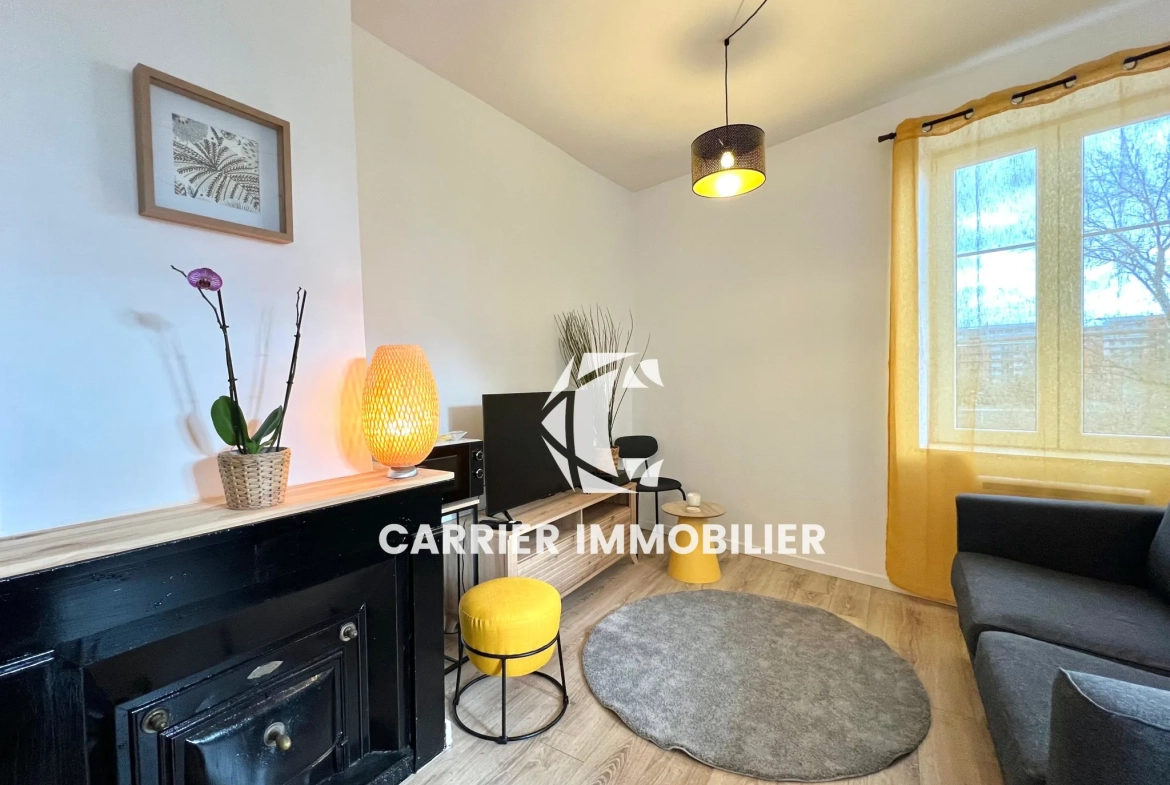 Appartement T2 rénové avec vue exceptionnelle sur le Rhône à Caluire-et-Cuire 