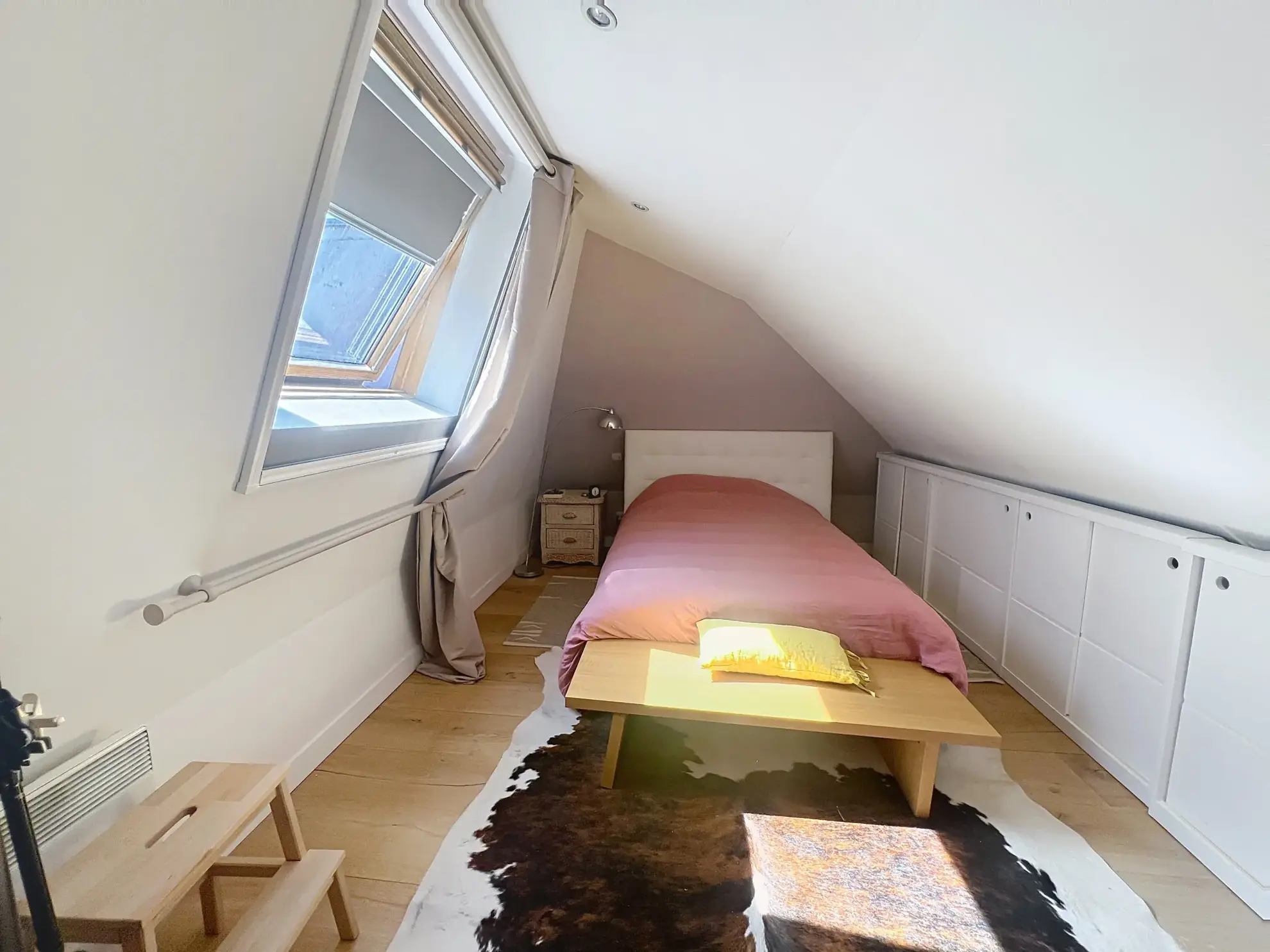 Loft à vendre à Tourcoing avec 2 chambres, terrasse et parking - Emplacement idéal 