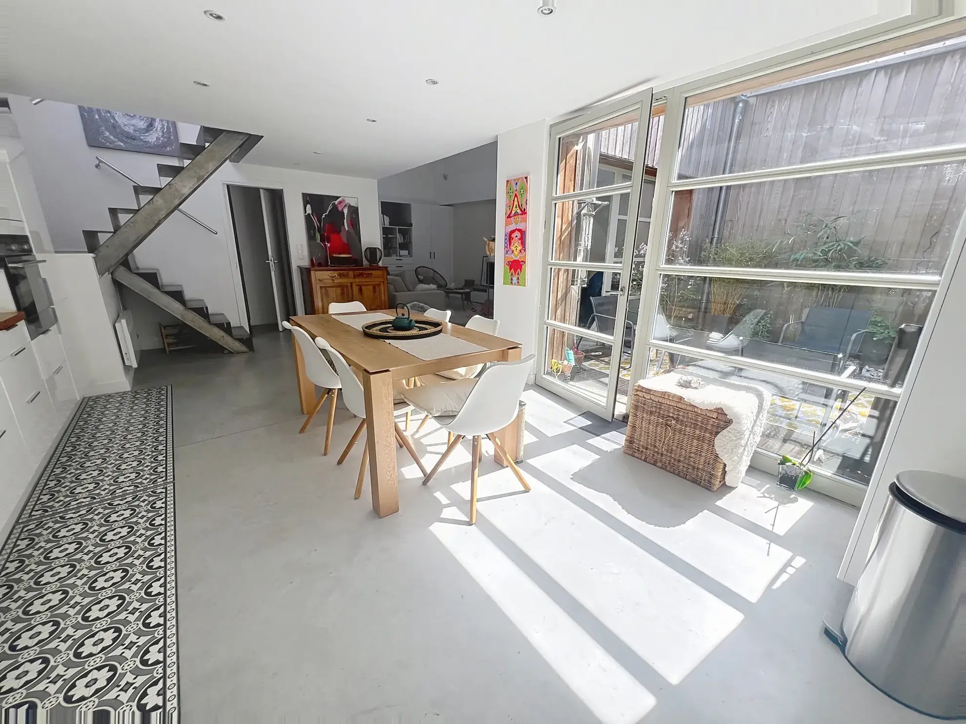 Loft à vendre à Tourcoing avec 2 chambres, terrasse et parking - Emplacement idéal 
