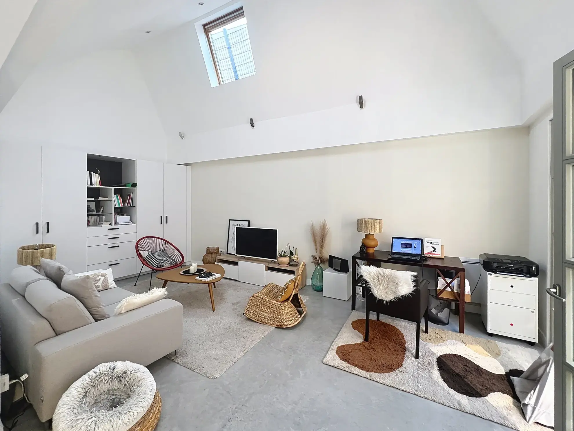 Loft à vendre à Tourcoing avec 2 chambres, terrasse et parking - Emplacement idéal 