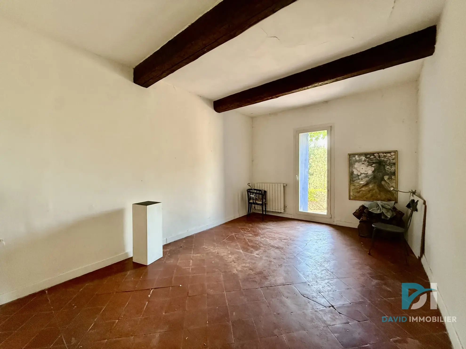Maison vigneronne à Saint-Thibéry avec garage, terrasses et potentiel d’aménagement 