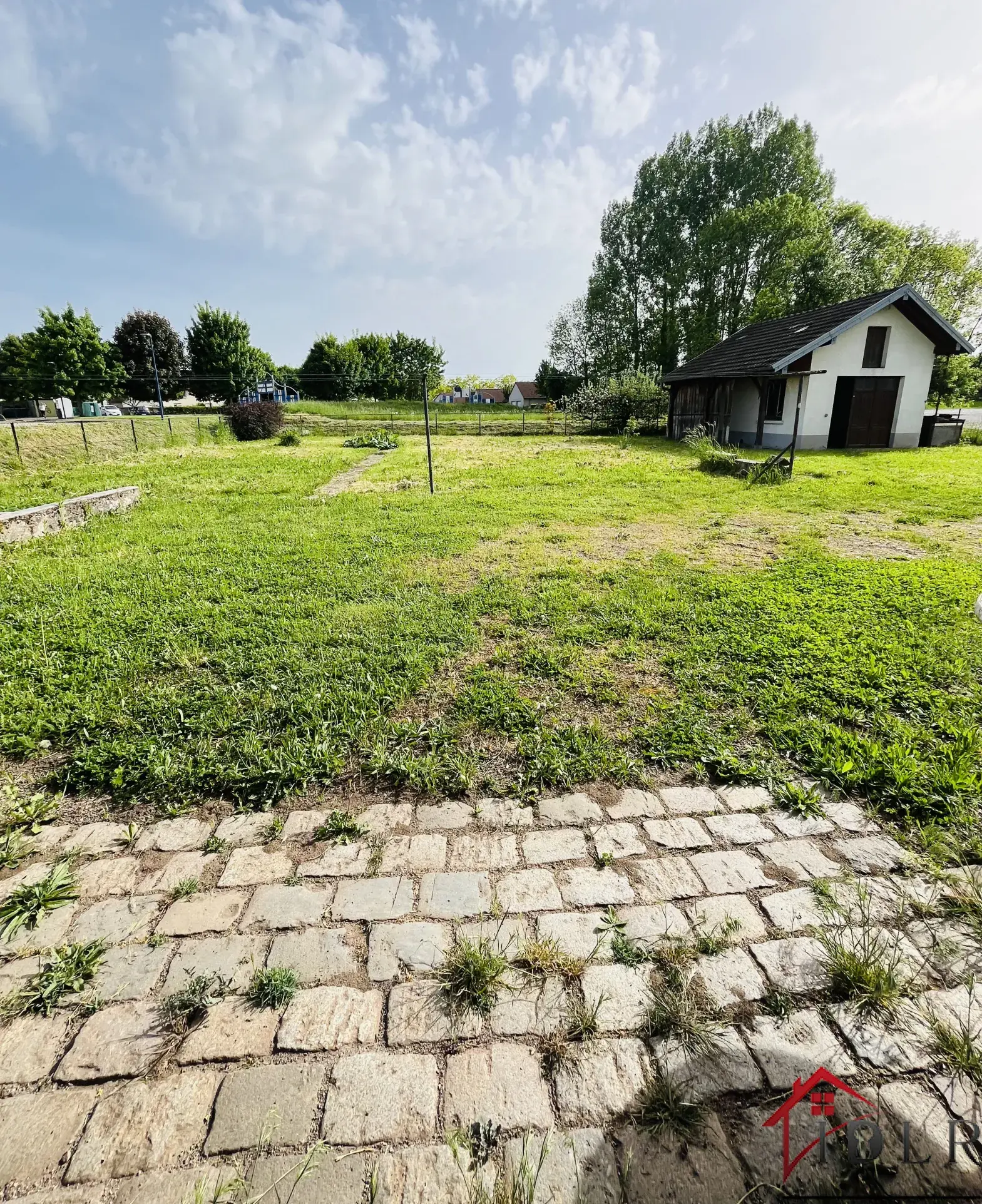 Maison individuelle lumineuse de 120 m2 avec dépendance à Lure 