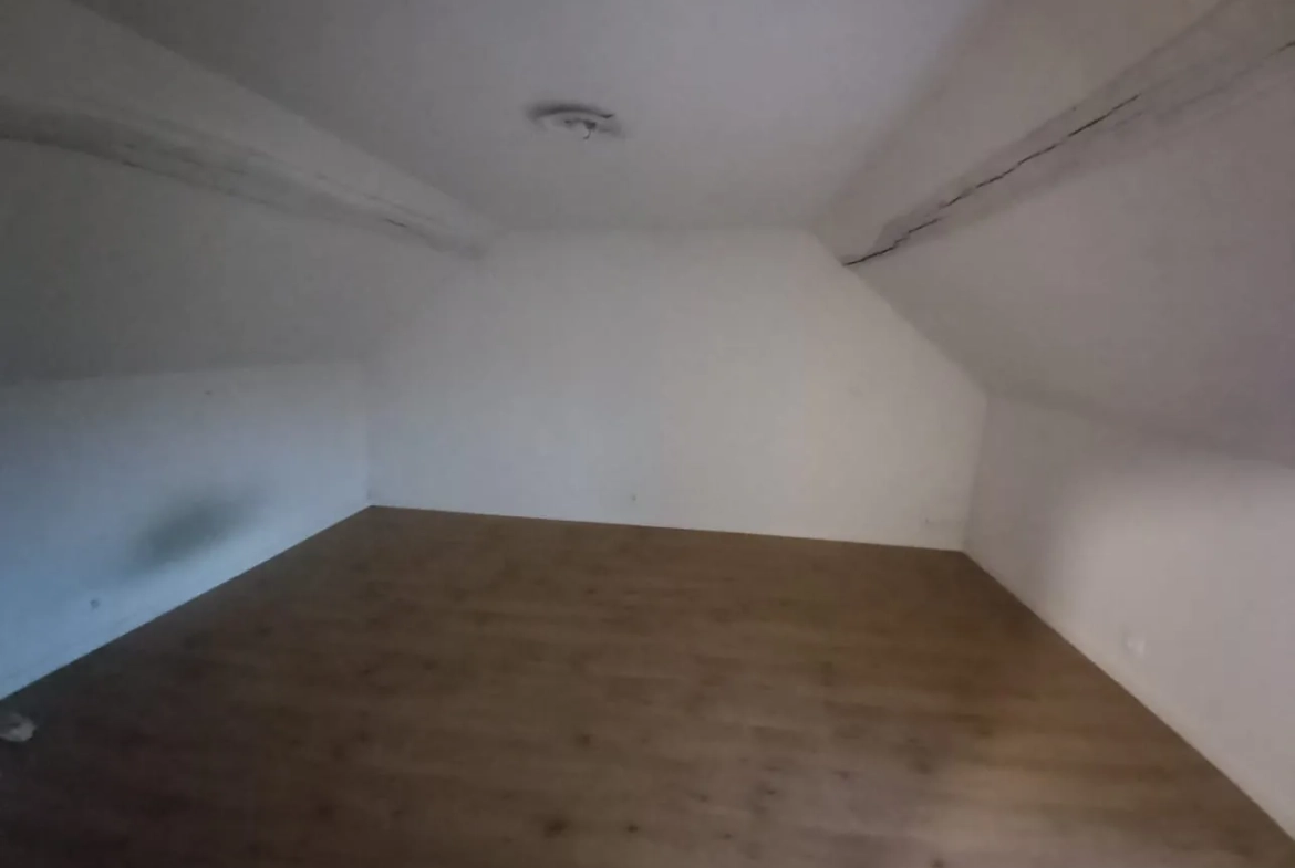 Maison en pierre avec 3 chambres à Guérigny – Proche forêt et commodités 
