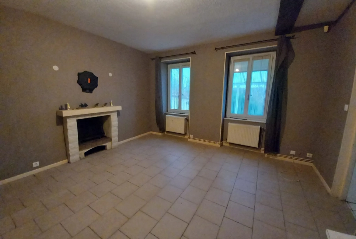 Maison en pierre avec 3 chambres à Guérigny – Proche forêt et commodités 