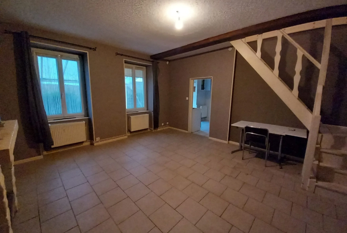 Maison en pierre avec 3 chambres à Guérigny – Proche forêt et commodités 