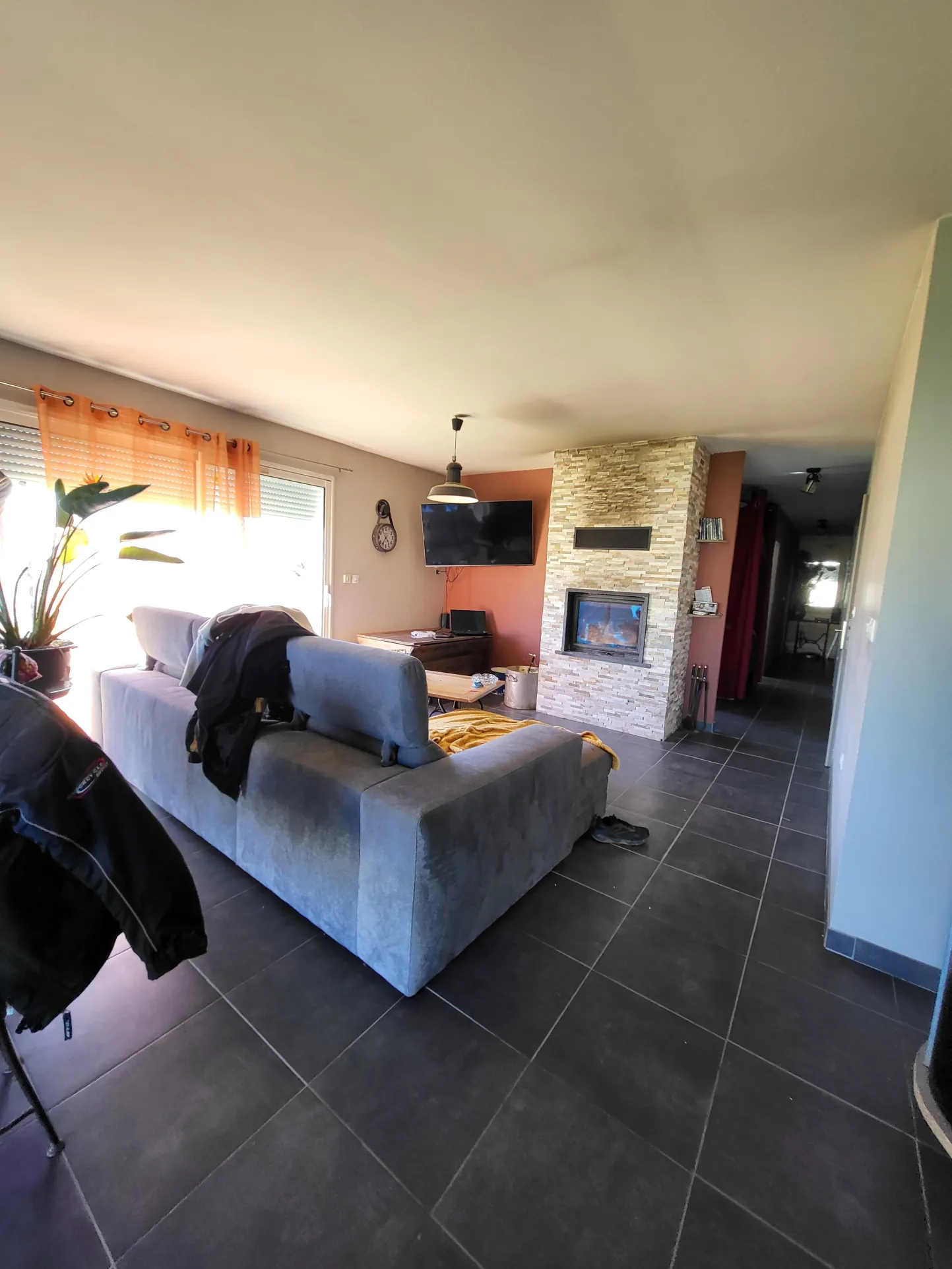 Charmante maison de plain-pied avec 3 chambres à Castelnaud-la-Chapelle 